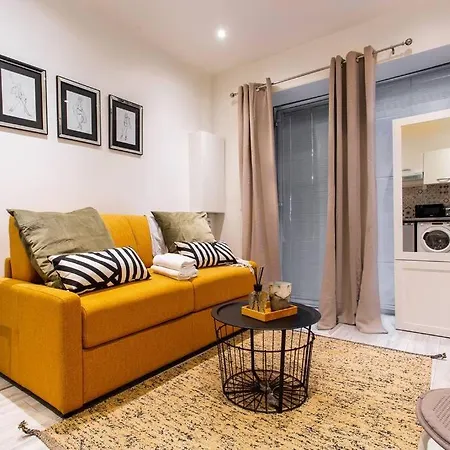 Condamine/batignolles : Cosy Studio Apartment *